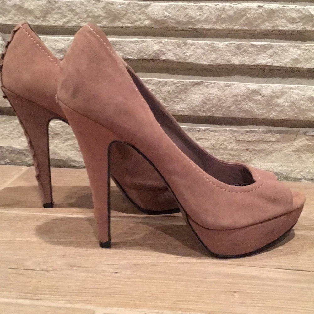 Steve Madden Tan Suede Peep Toe Heels